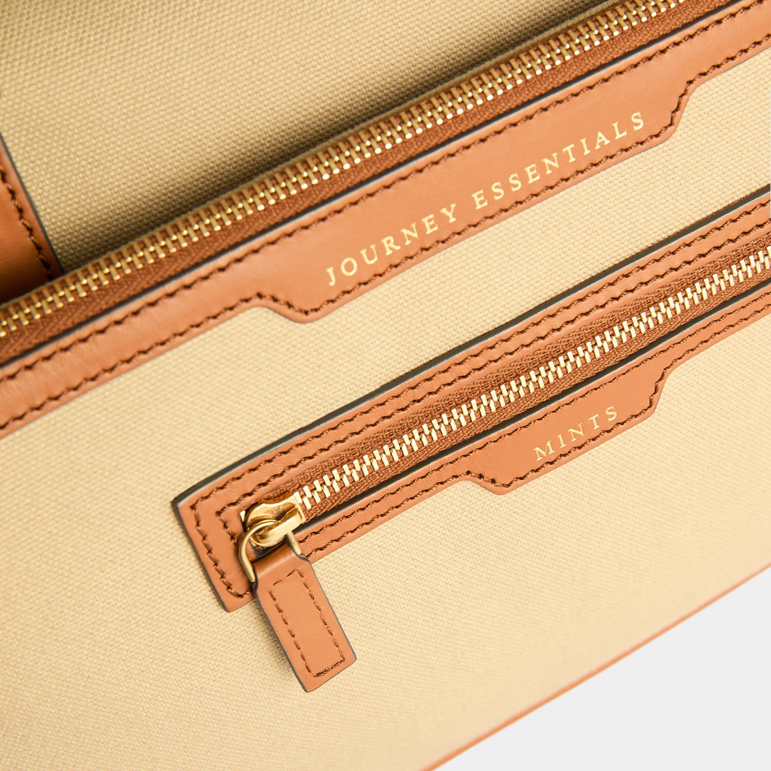 Bespoke Walton In-Flight Bag - Image 10
