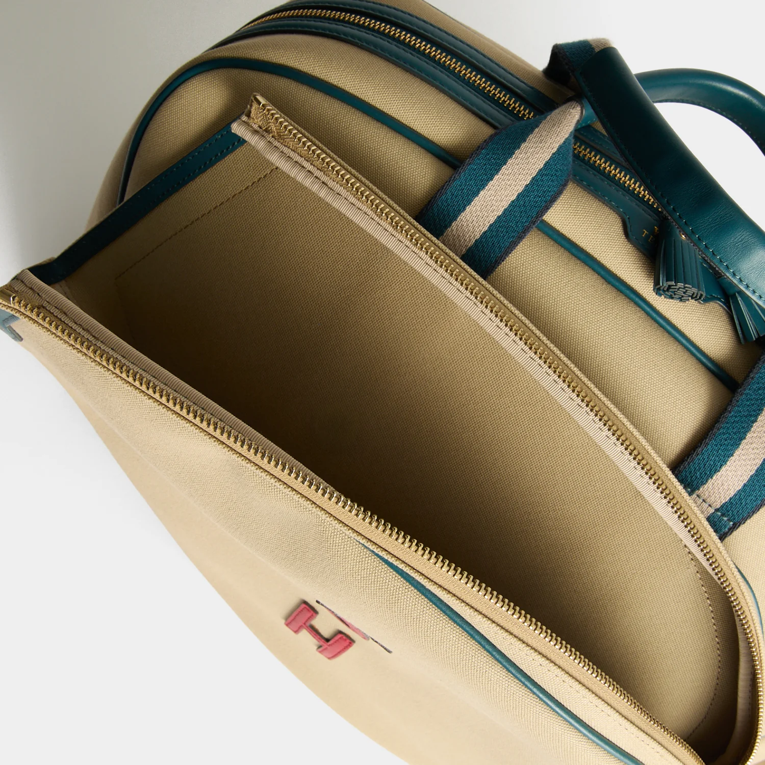 Bespoke Walton Tennis Bag - Image 7