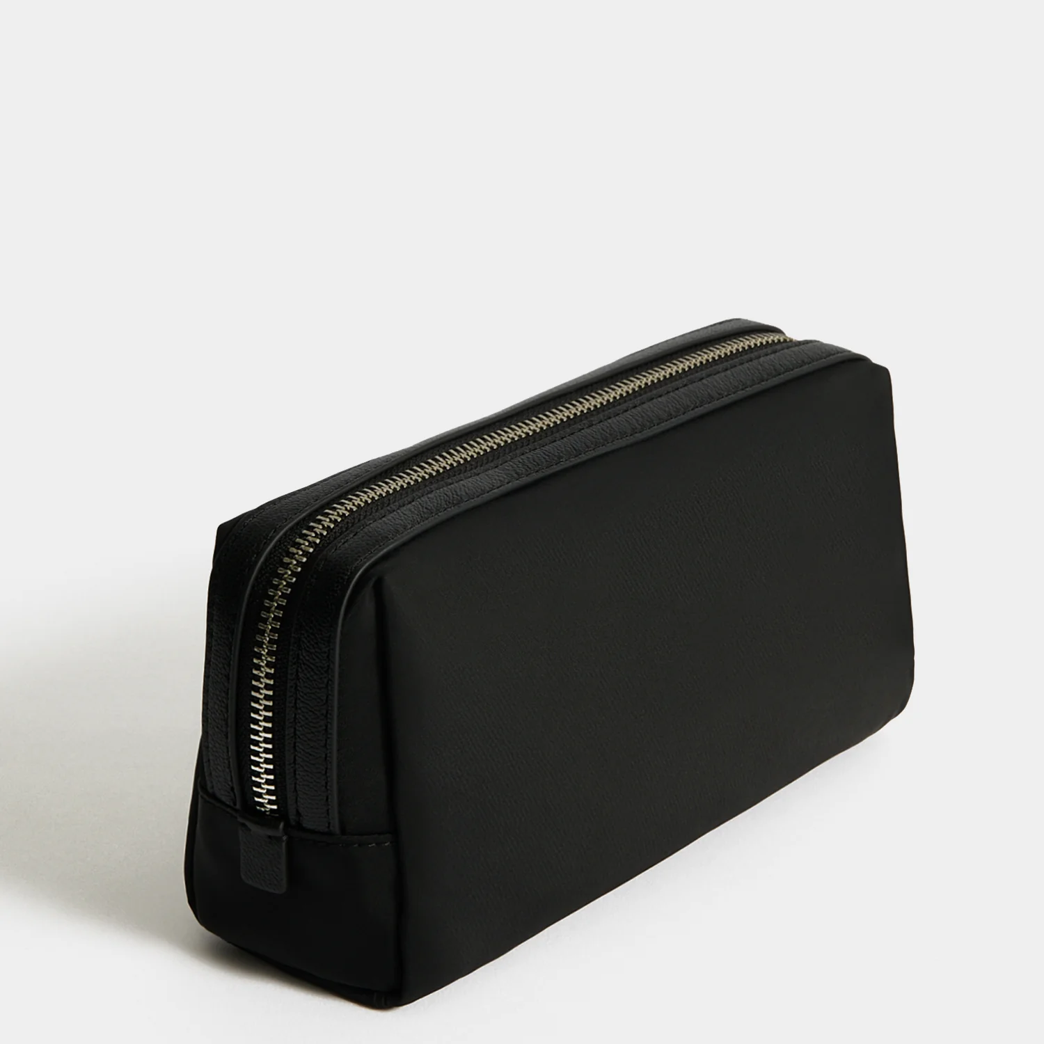 Cables & Chargers Pouch - Image 2