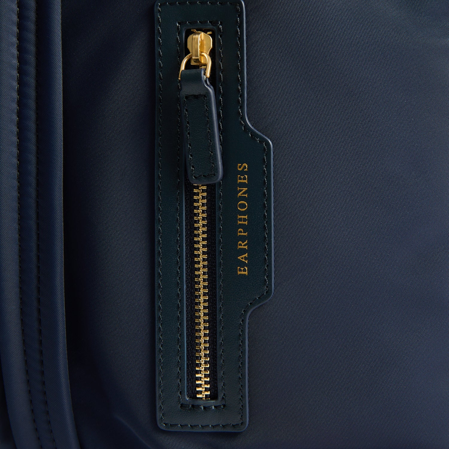 In-Flight Travel Bag - Image 13