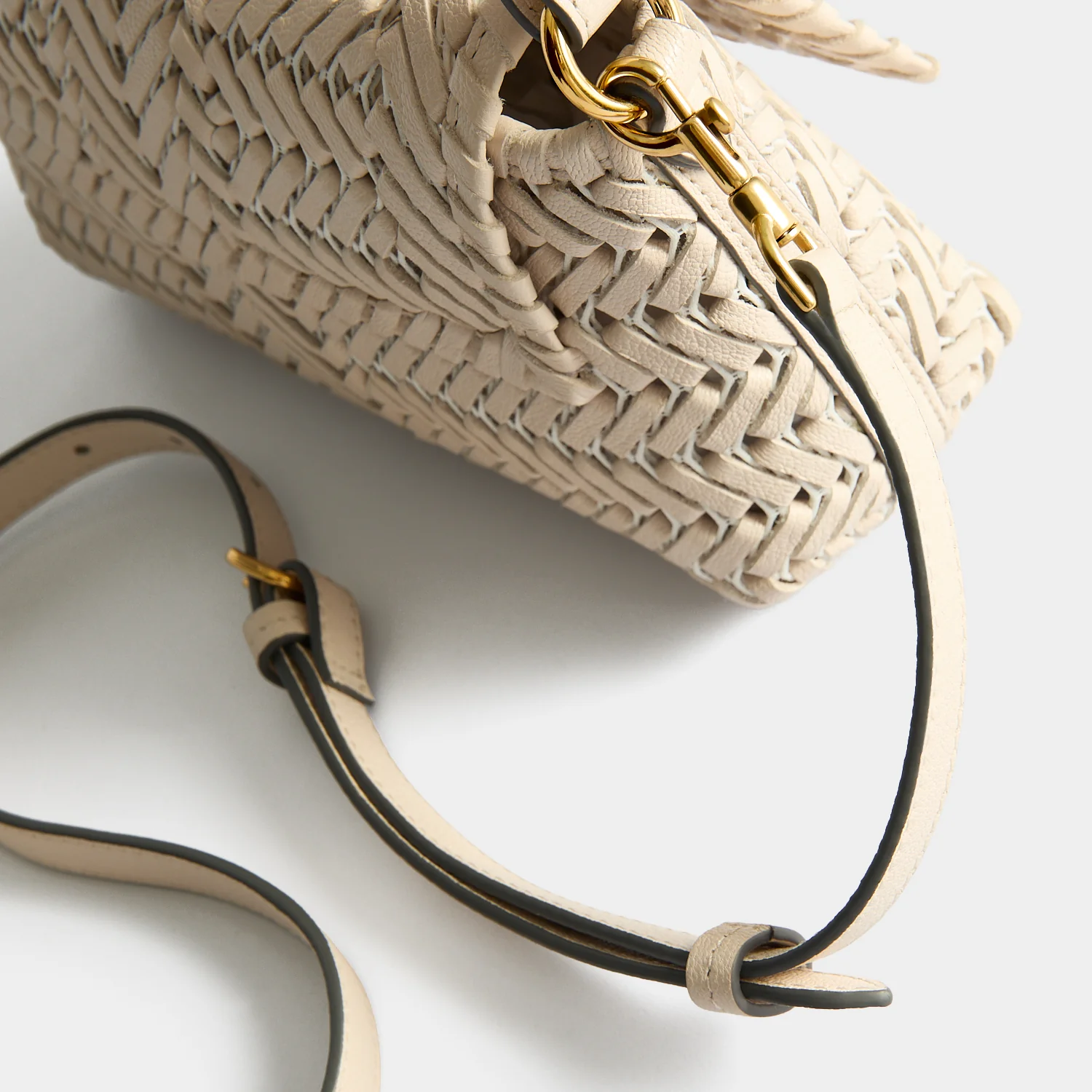 Neeson Cross-body - Image 5