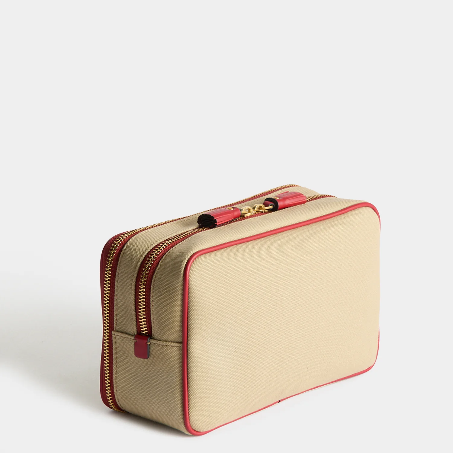 Bespoke Walton Wash Bag - Image 4