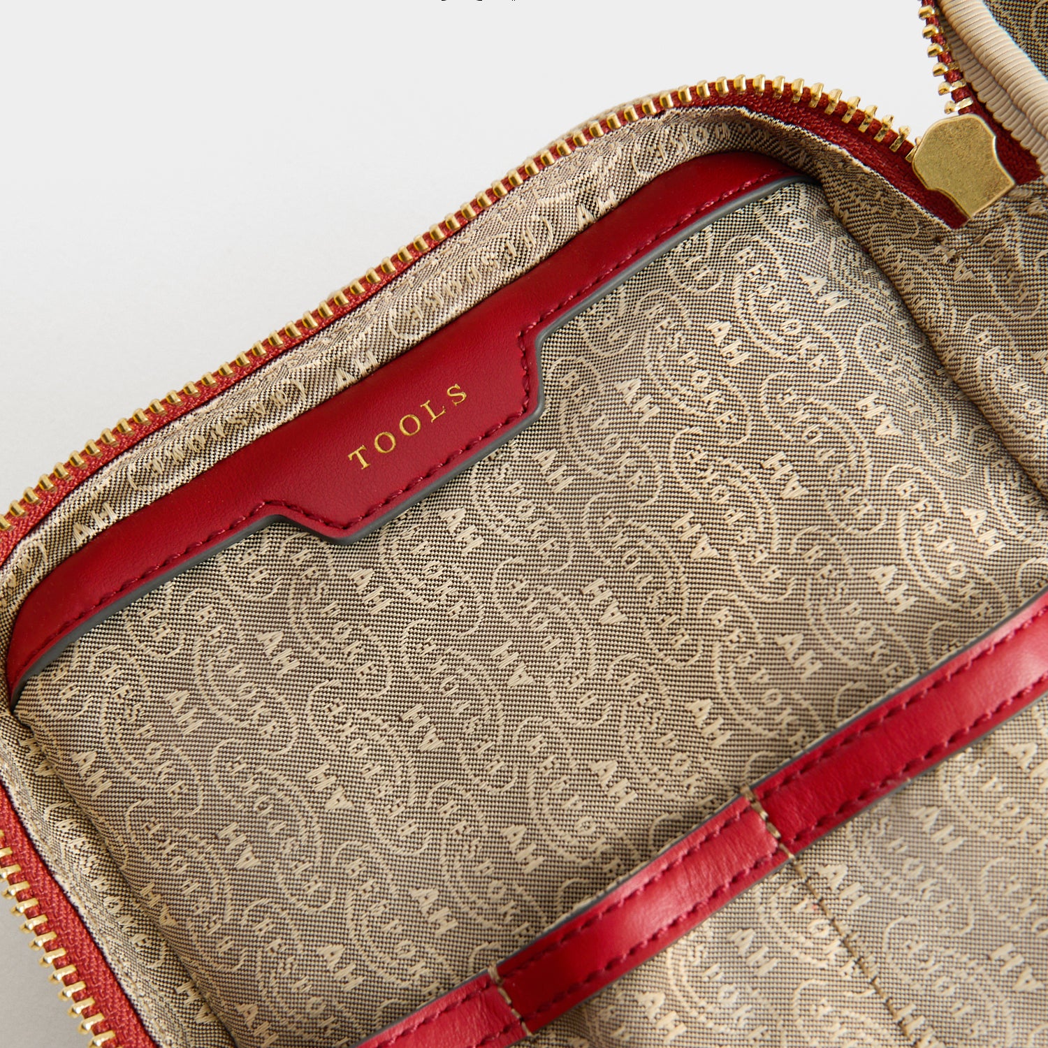 Bespoke Walton Wash Bag - Image 7