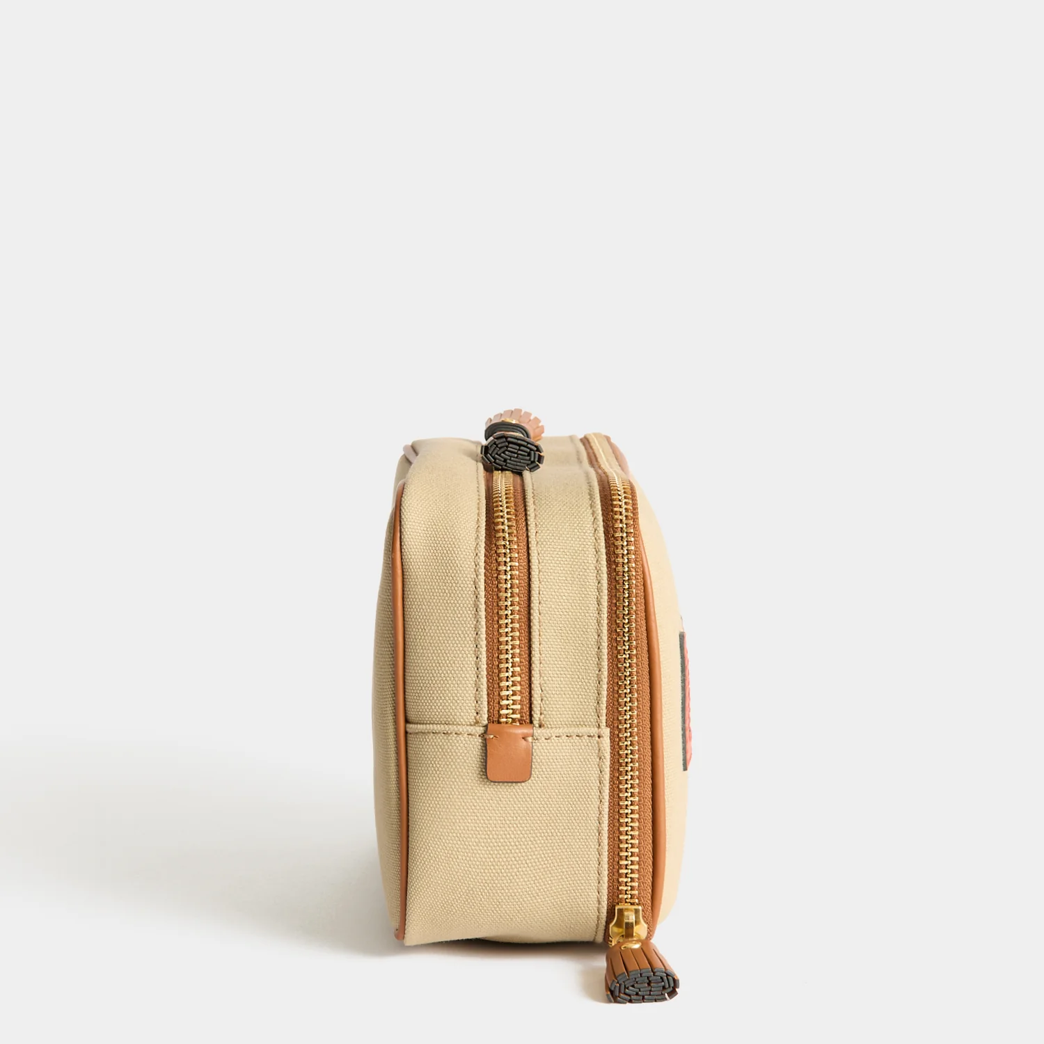 Bespoke Walton Wash Bag - Image 7
