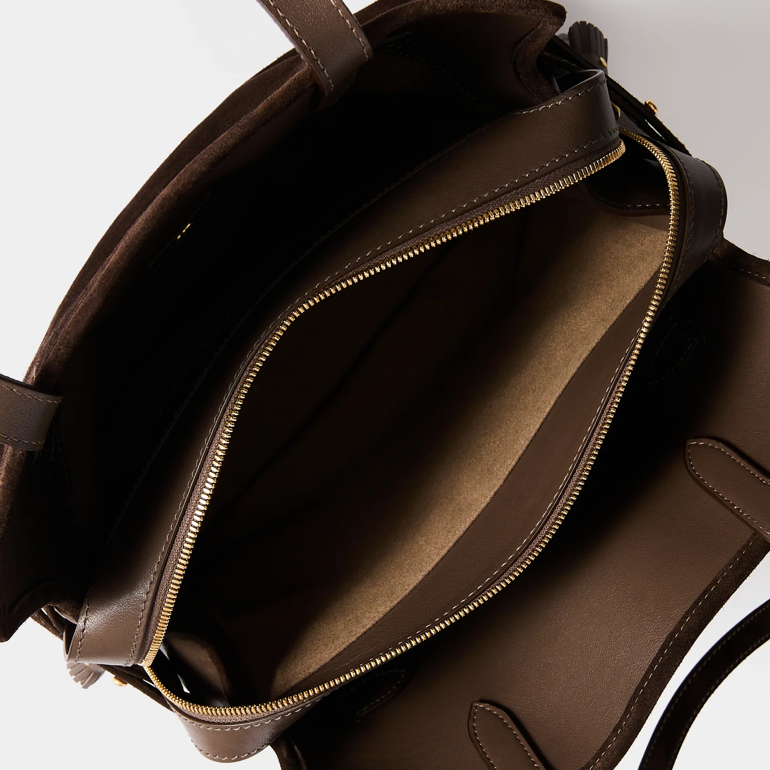 Wilson Shoulder Bag - Image 10